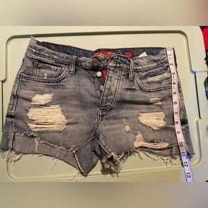 Lucky Brand Boyfriend Shorts in women’s size 0/25.